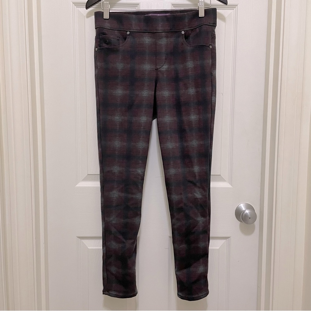 Gloria Vanderbilt Avery Plaid Pull On Stretch Pants Burgundy Black Women's 8P